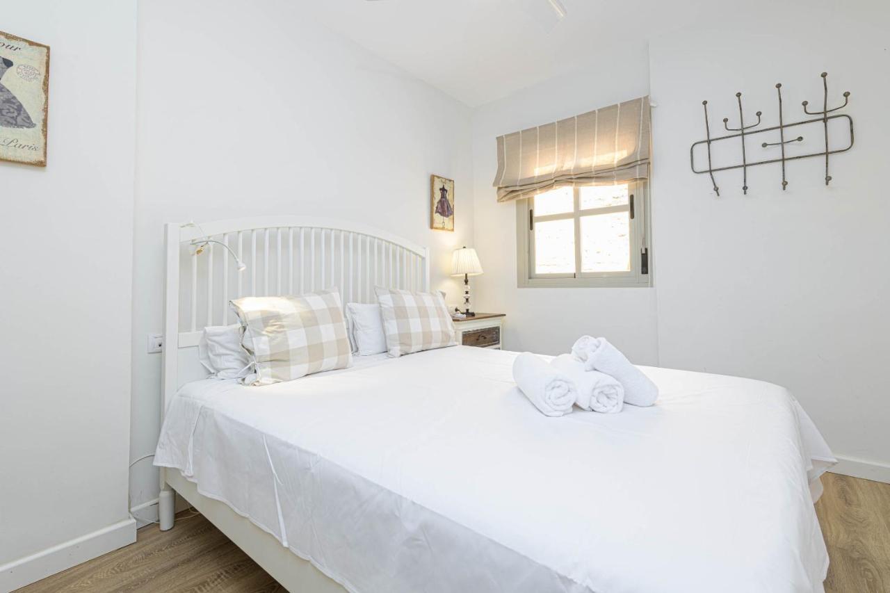 Wintowinrentals Genial Apartamento, Centrico Y Silencioso Малага Экстерьер фото