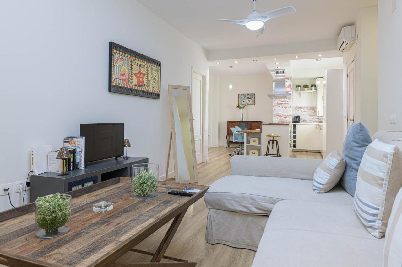 Wintowinrentals Genial Apartamento, Centrico Y Silencioso Малага Экстерьер фото