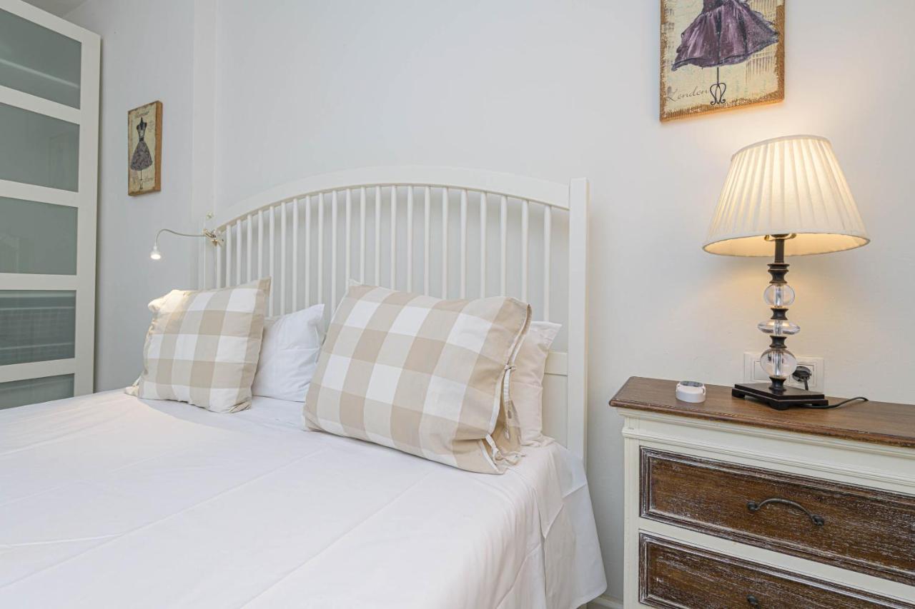 Wintowinrentals Genial Apartamento, Centrico Y Silencioso Малага Экстерьер фото