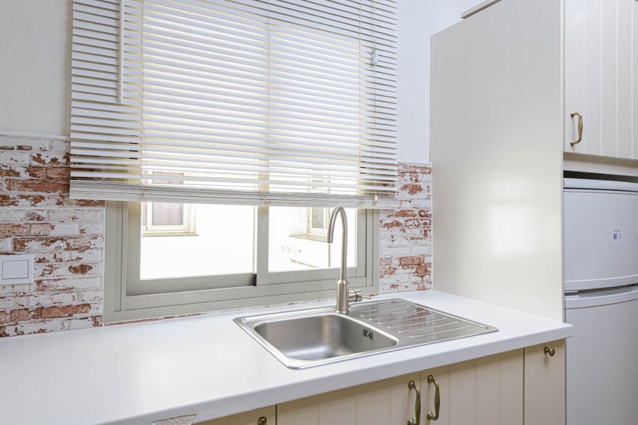 Wintowinrentals Genial Apartamento, Centrico Y Silencioso Малага Экстерьер фото